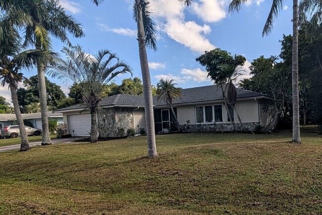 Building Photo - 1010 Sumica Dr