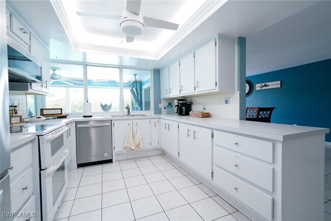 Building Photo - 1351 Oaklawn Ct