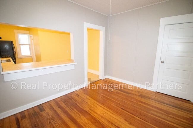 Building Photo - Baraga Duplex