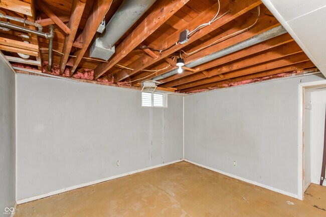 Building Photo - 1526 N Grant Ave