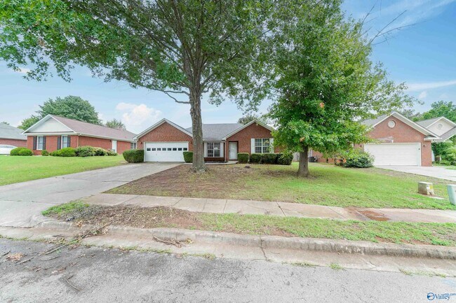 Building Photo - 117 Claytor Ln