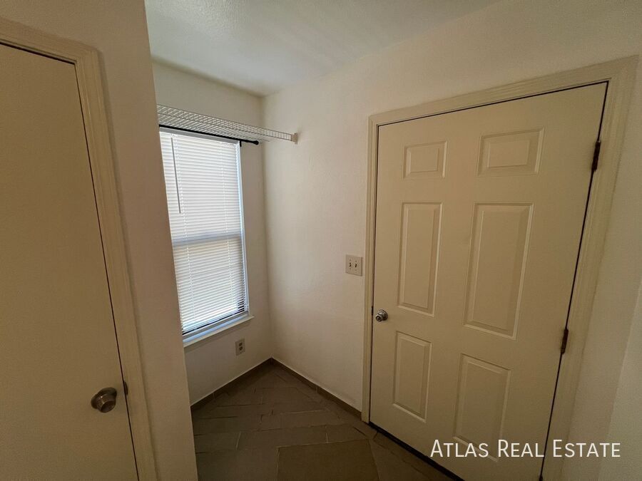 Building Photo - 535 Prestonwood Dr