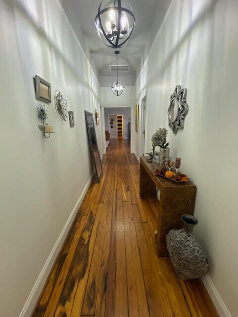 Building Photo - 813 Brewer Ave