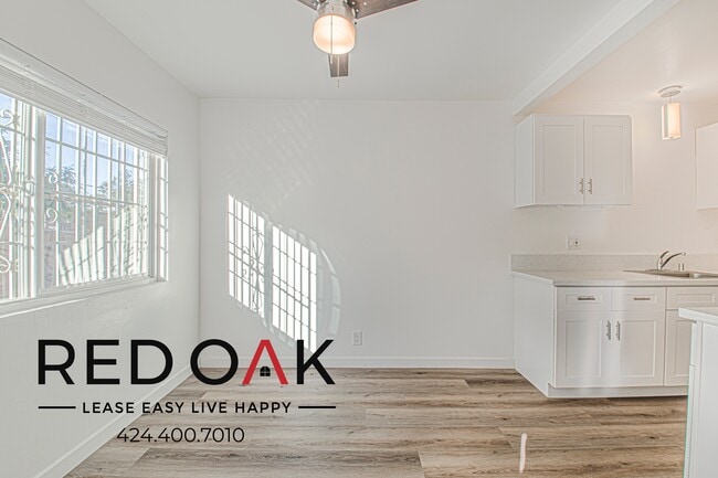 Building Photo - 1008 Normandie Ave