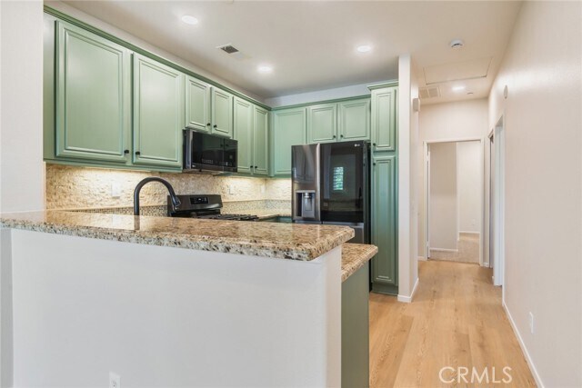 Building Photo - 13563 Mashona Ave