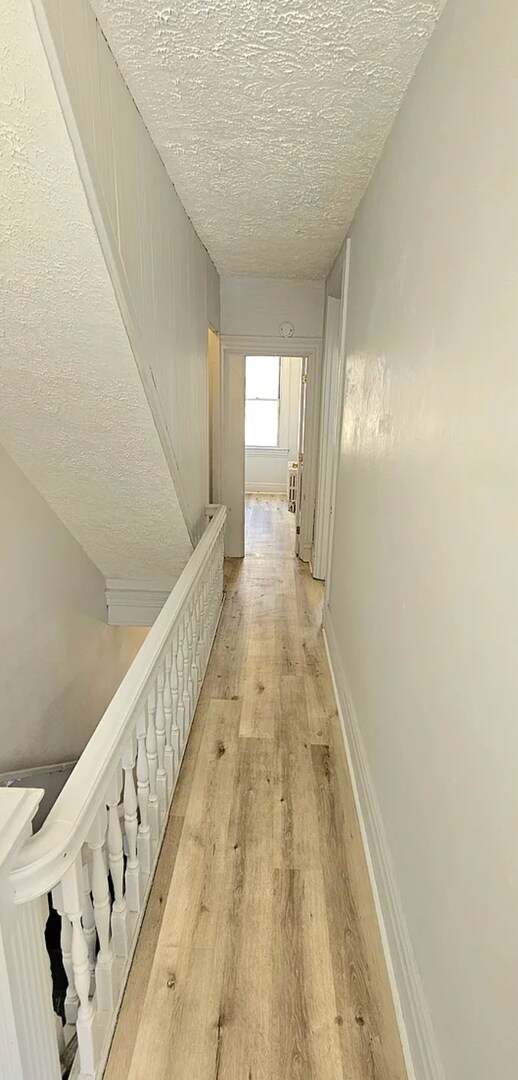 Building Photo - Spacious 4-Bedroom Home with 3-Car Garage, Deck & More!!