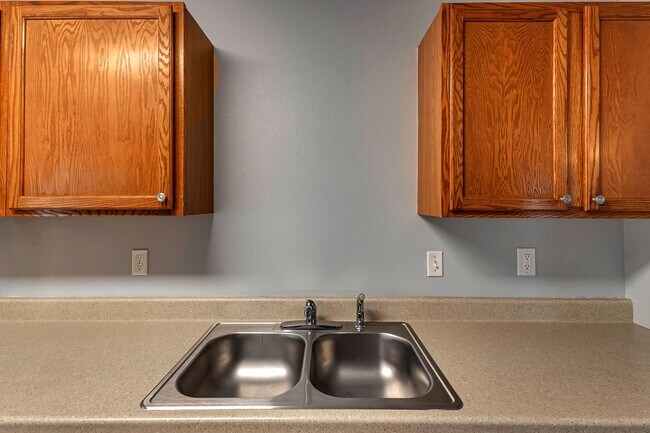 Building Photo - 3249 White Ave