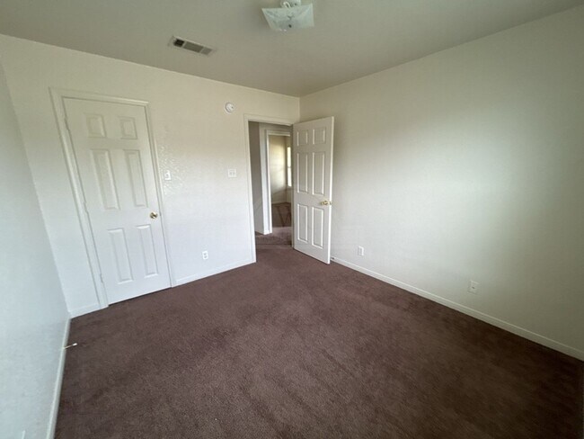 Building Photo - 5001 Morning Star Ln