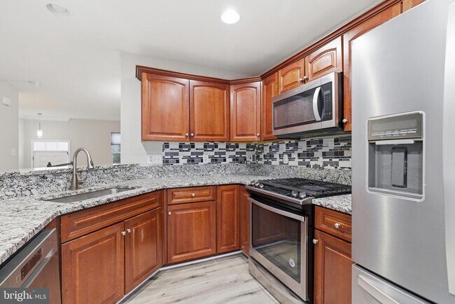 Building Photo - 14319 Legend Glen Ct