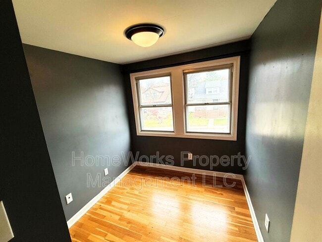 Building Photo - 2703 White Ave