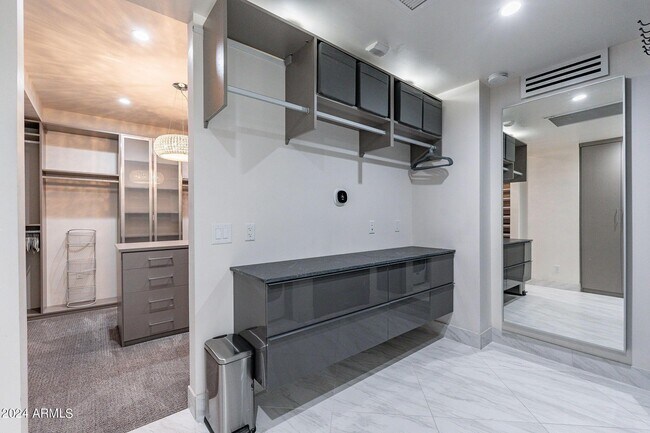 Building Photo - 4422 N 75th St