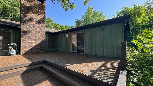 Building Photo - Beautiful Duplex Located in Serene, Wooded...