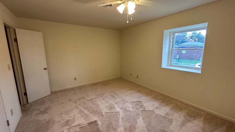 Building Photo - 3729 Carman Rd