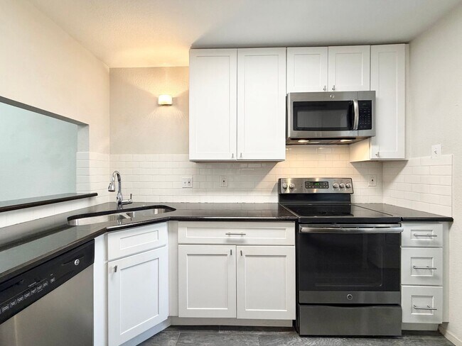 Building Photo - 3635 Garden Brook Dr