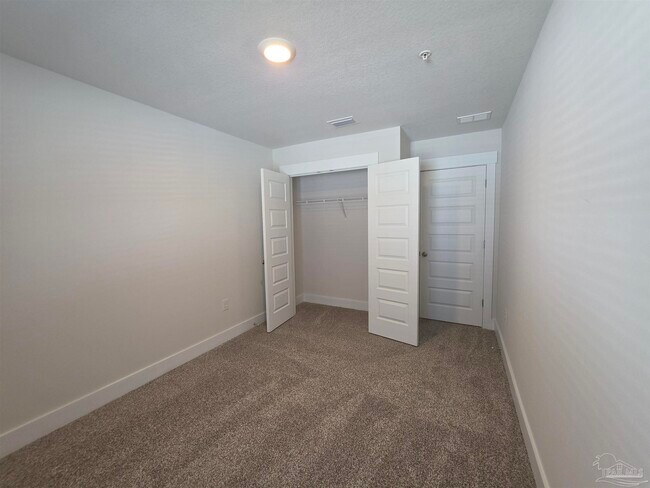 Building Photo - 9525 Nature Crk Cir