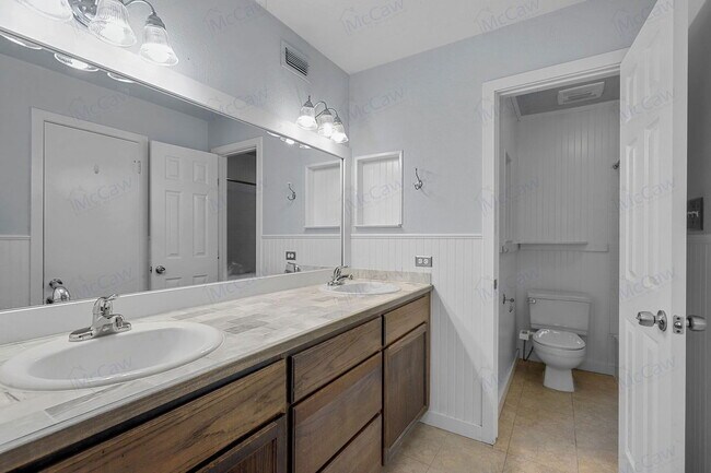 Building Photo - 3905 Windflower Ln