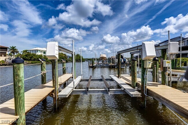 Building Photo - 17054 Marina Cove Ln