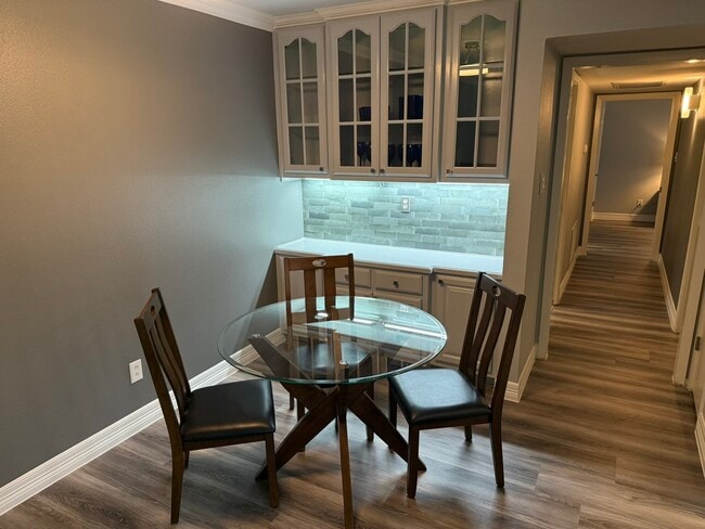 Building Photo - 505 Westcott St