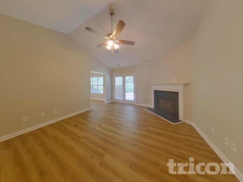 Building Photo - 3855 Range Crest Ct