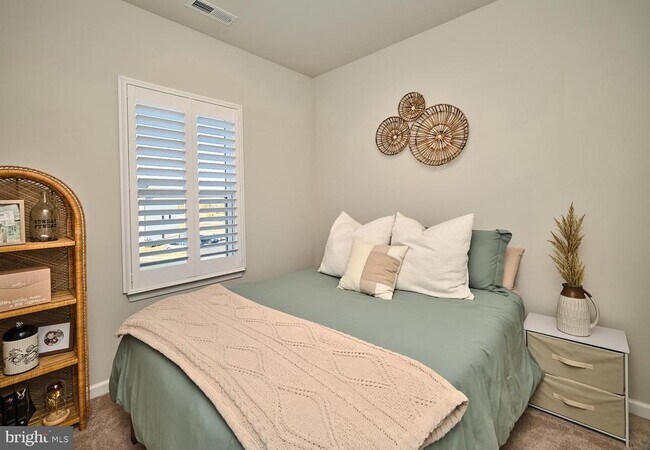 Building Photo - 39 Ortiz Dr