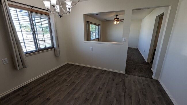 Building Photo - Immaculate 2 Bedroom 2 Bath Home