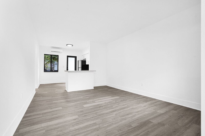 Building Photo - 173 NW 56th St