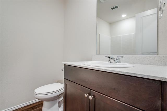 Building Photo - 1809 River Xing Dr