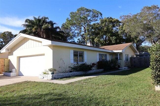 Primary Photo - 1602 S Lady Mary Dr