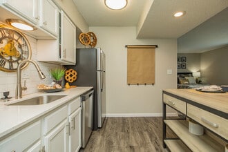 Building Photo - Cypress Flats