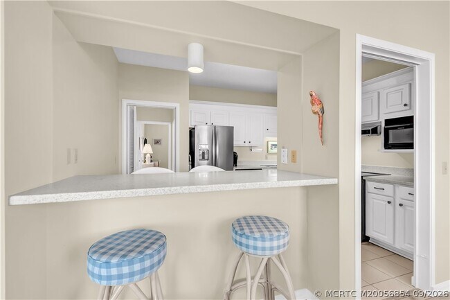 Building Photo - 2560 NW Seagrass Dr