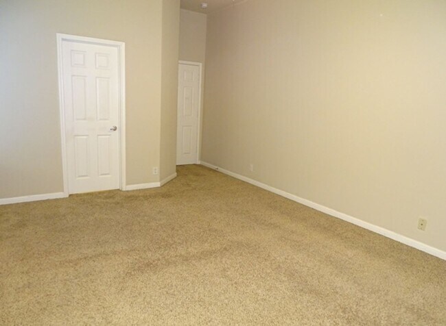 Building Photo - 3317 Orth Ave