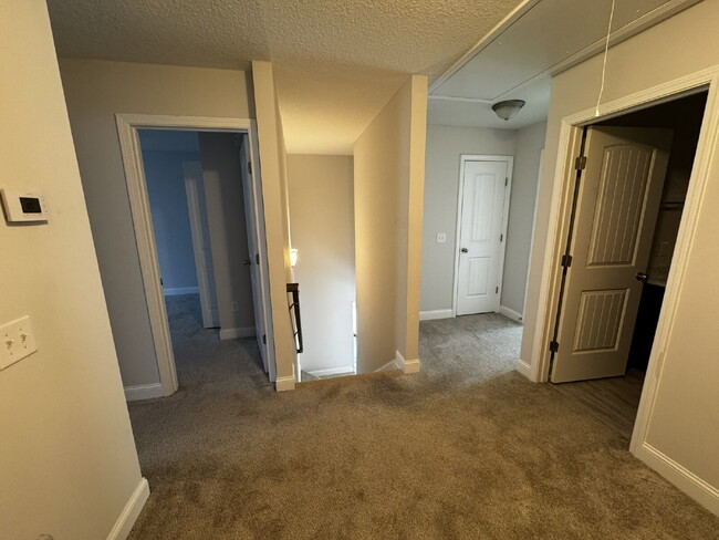 Building Photo - Home for Rent