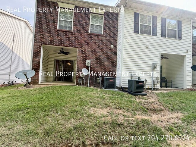 Building Photo - 2154 Sardony Ln
