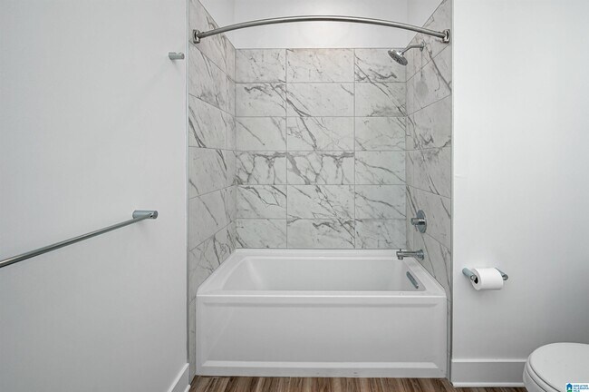 Building Photo - 2440 18th St S