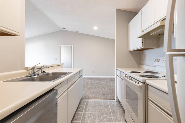Building Photo - 1310 Hollow Run