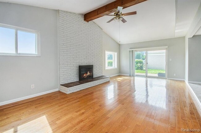 Building Photo - 37718 Douglas Ct