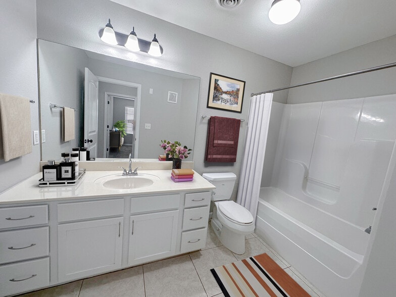 Building Photo - Maple Sunset Apartments