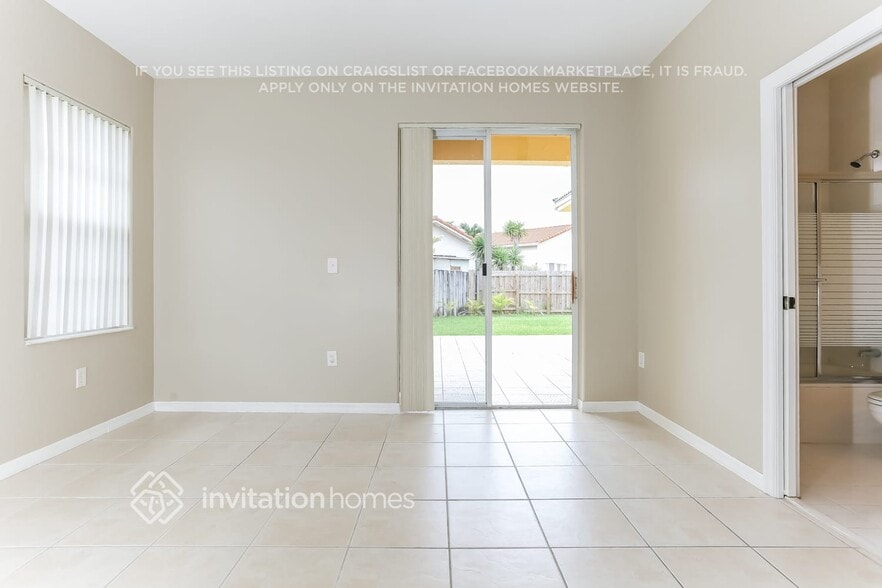 Building Photo - 16960 SW 141st Ave