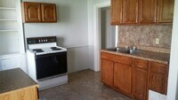 Building Photo - 1234 Gillett St
