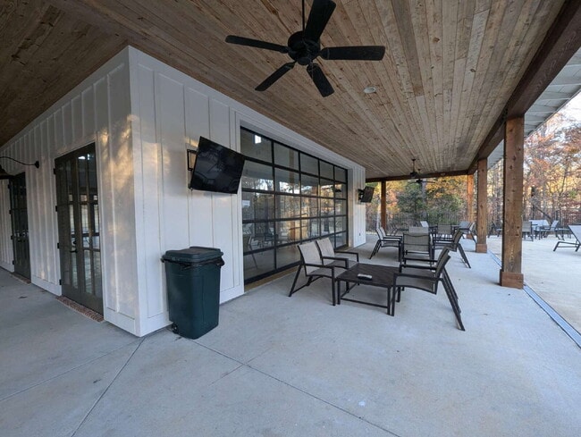 Building Photo - 4140 Fieldstone Lp