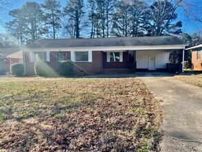 Building Photo - Welcome to this adorable 3-bedroom, 2-bath ranch style brick home, nestled in the historic McCror...