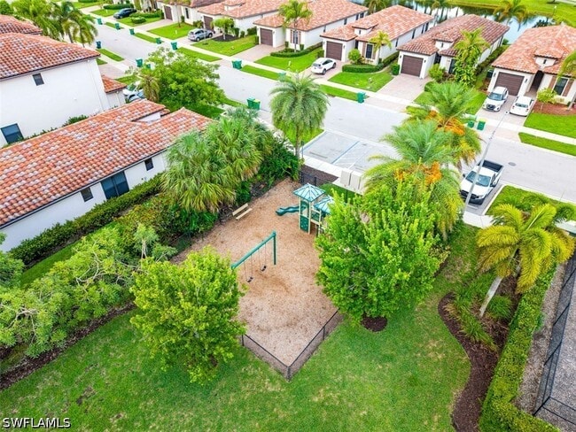 Building Photo - 5535 Useppa Dr