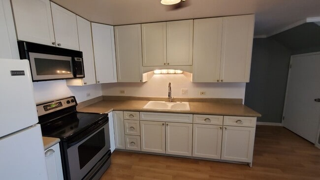 Building Photo - KULANA KNOLLS - GATED COMMUNITY IN ROYAL KUNIA