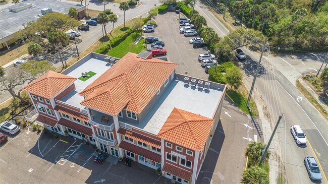 Building Photo - 701 E 3rd Ave