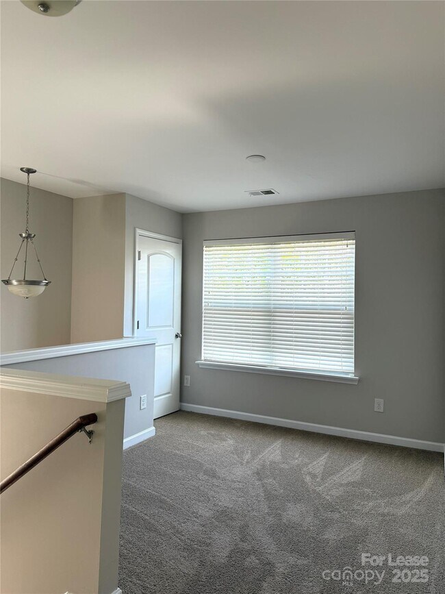 Building Photo - 10577 Bunclody Dr