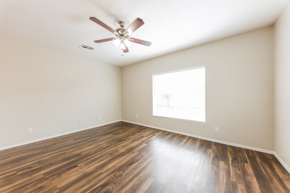 Building Photo - 14881 W Riviera Dr