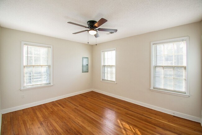 Building Photo - Newly Renovated 3BR/1B home in Whitehaven