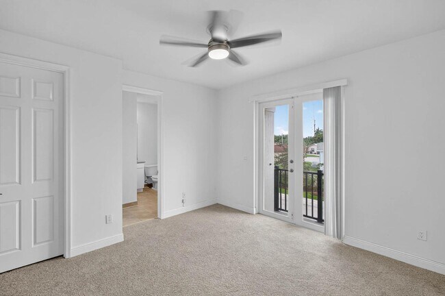 Building Photo - 7651 NW 88 Terrace