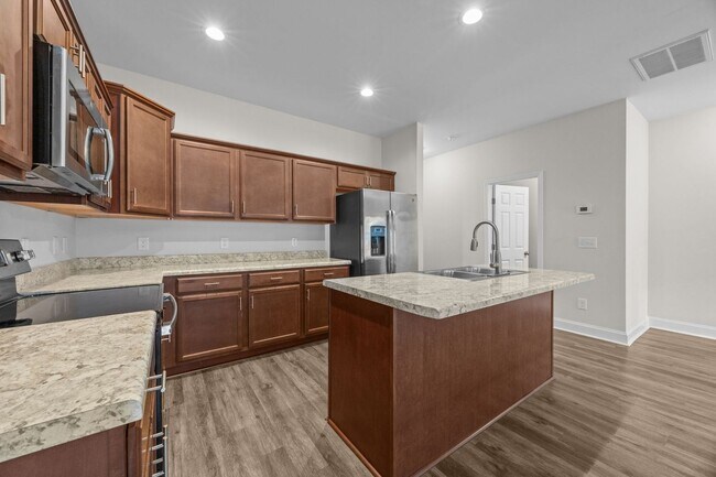 Building Photo - 211 N Stingray Ln