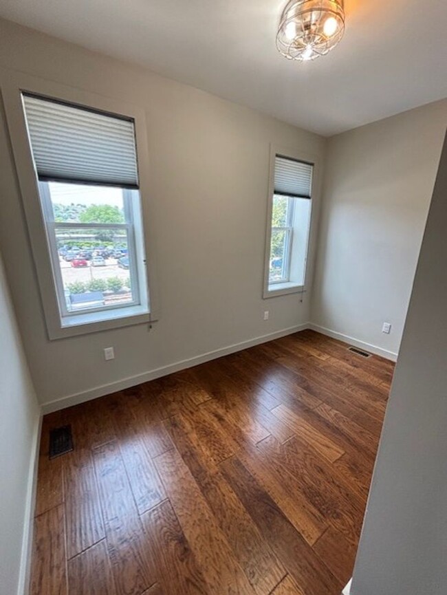 Building Photo - Beautiful Home for Rent
